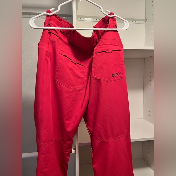 Women’s Roxy Winter Jacket and Matching Snow Pants - Picture 5 of 7